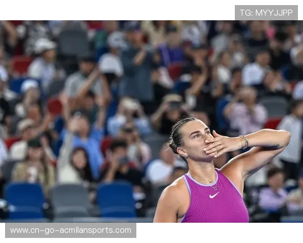 萨巴伦卡训练画面曝光，击球力量十足