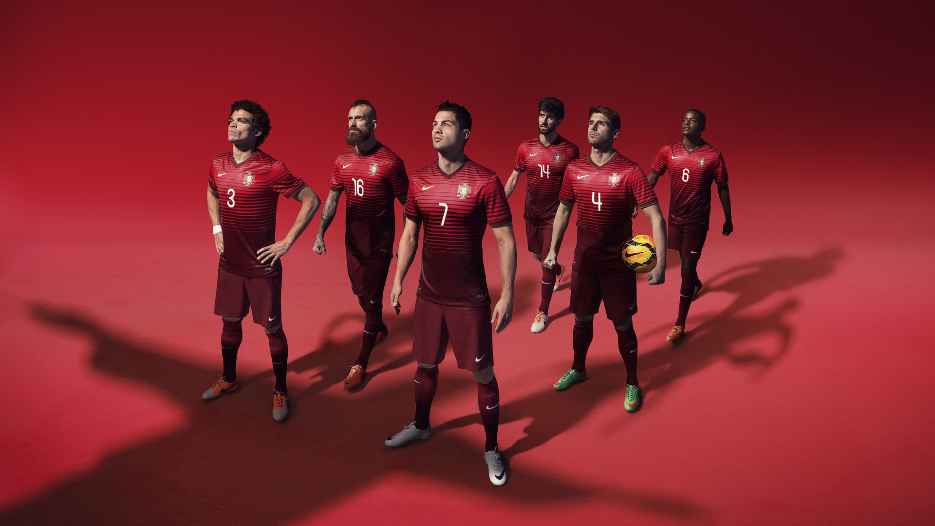 教练团队幕后功臣受赞誉,教练组成员